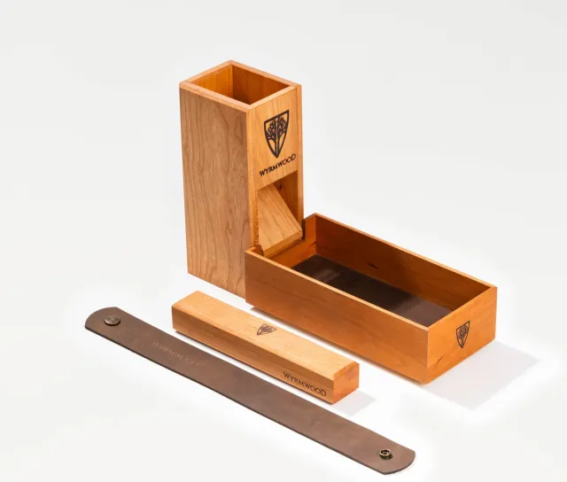 Wyrmwood cinghia pelle torre dadi vassoio Master Vault accessorio