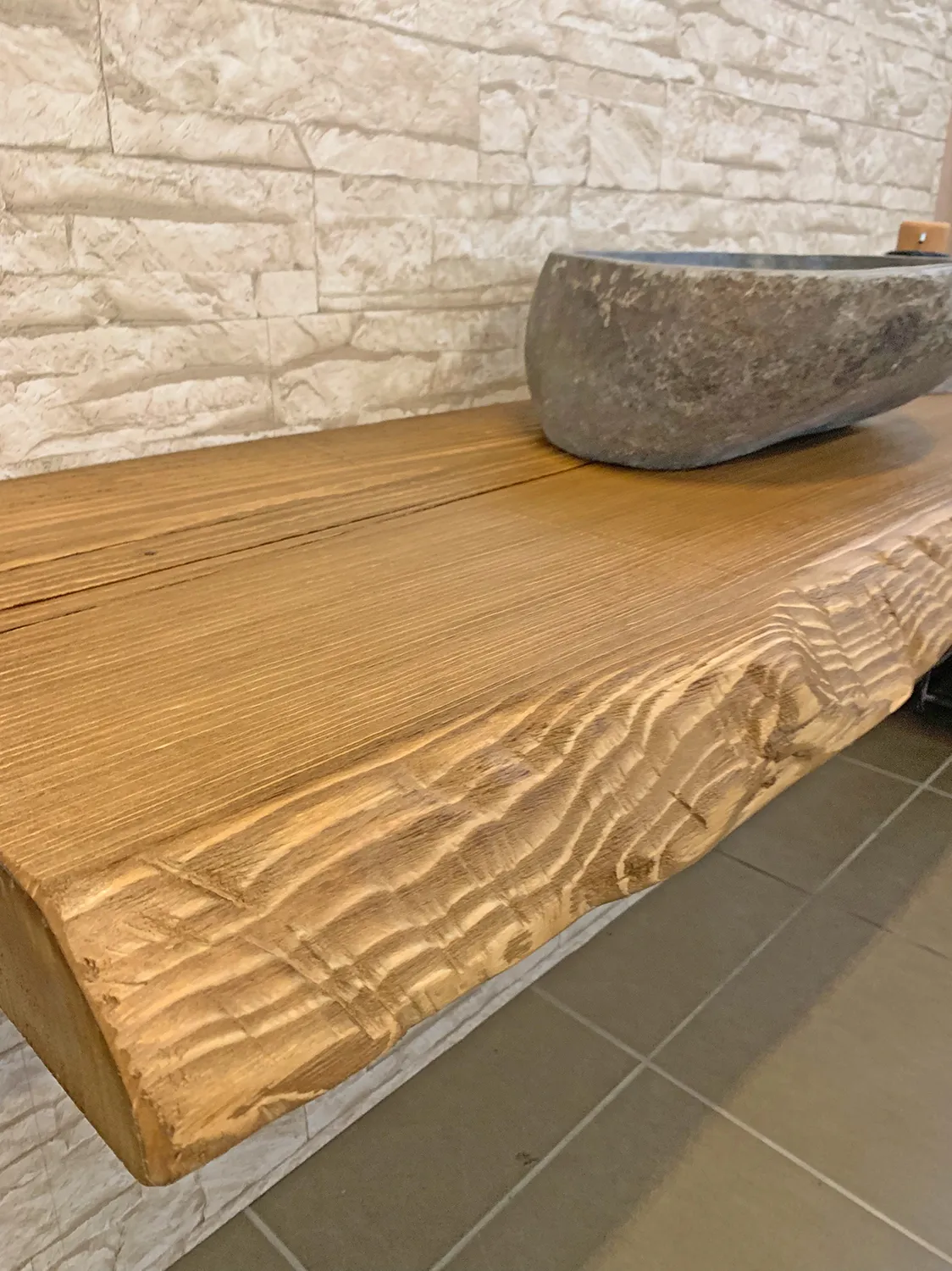 XLAB Design mensola bagno larice rustico bordo ondulato