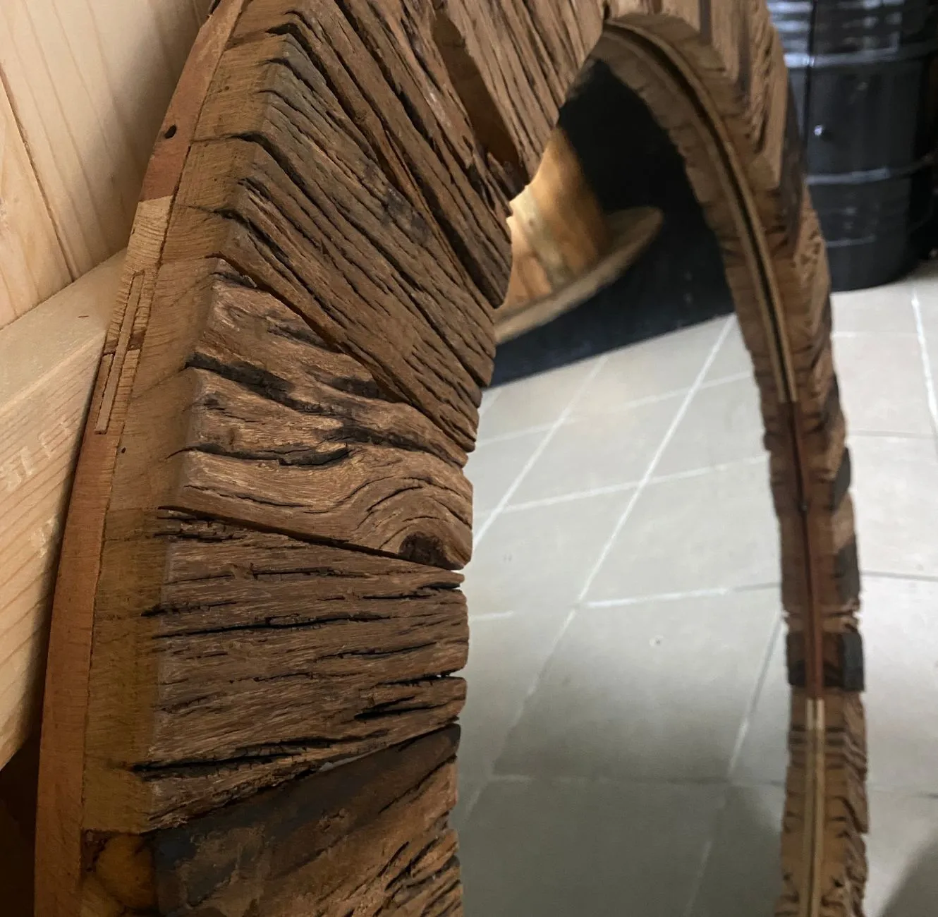 XLAB Specchio rotondo cornice legno riuso 120 cm