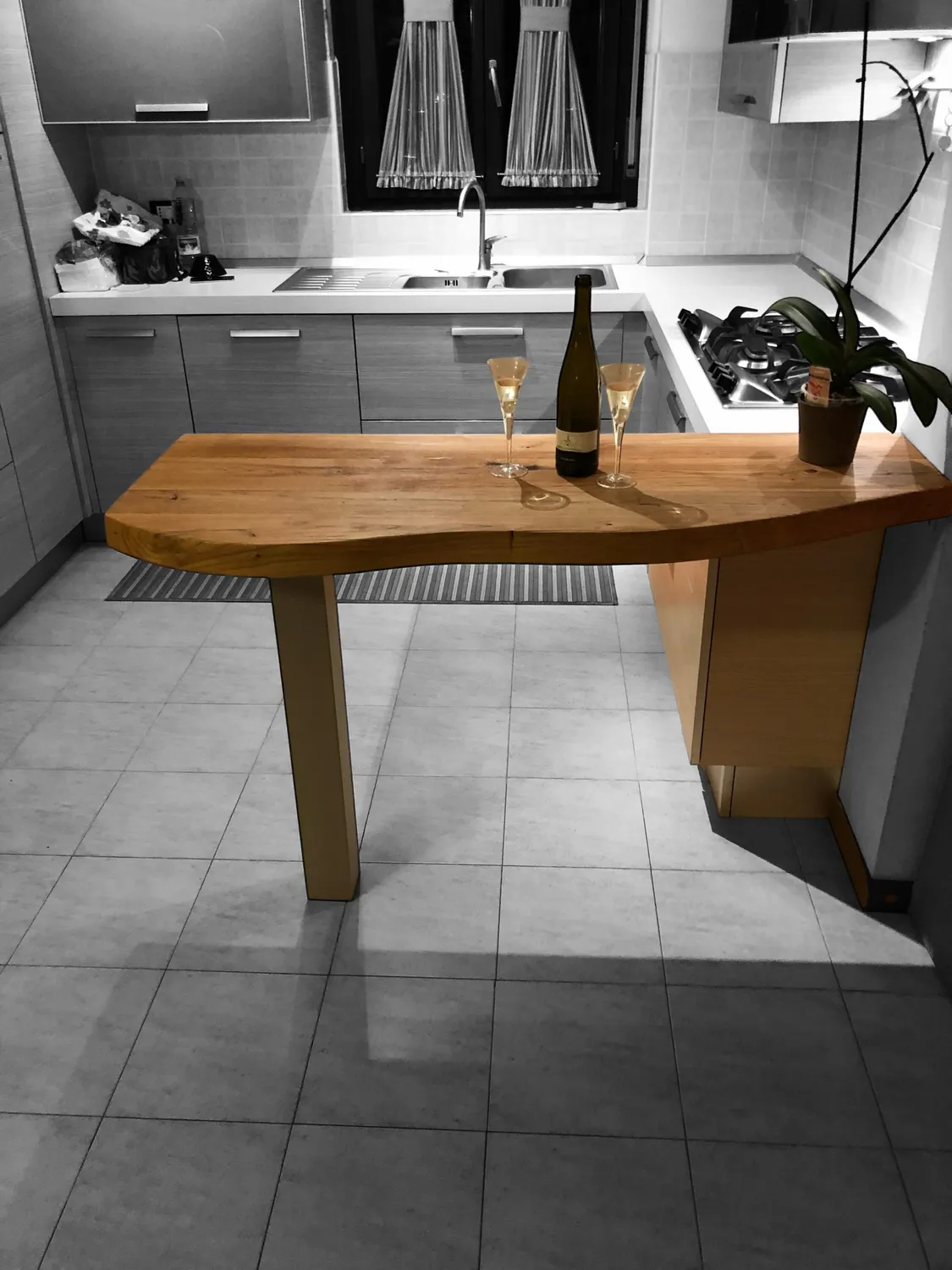 XLAB Design piano snack penisola castagno massello su misura