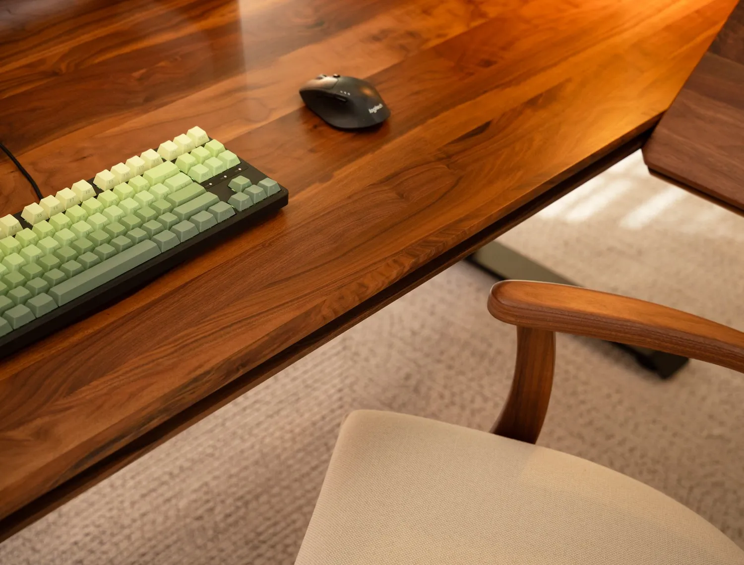 Wyrmwood Modular Desk Office Chair sedia ufficio legno massello