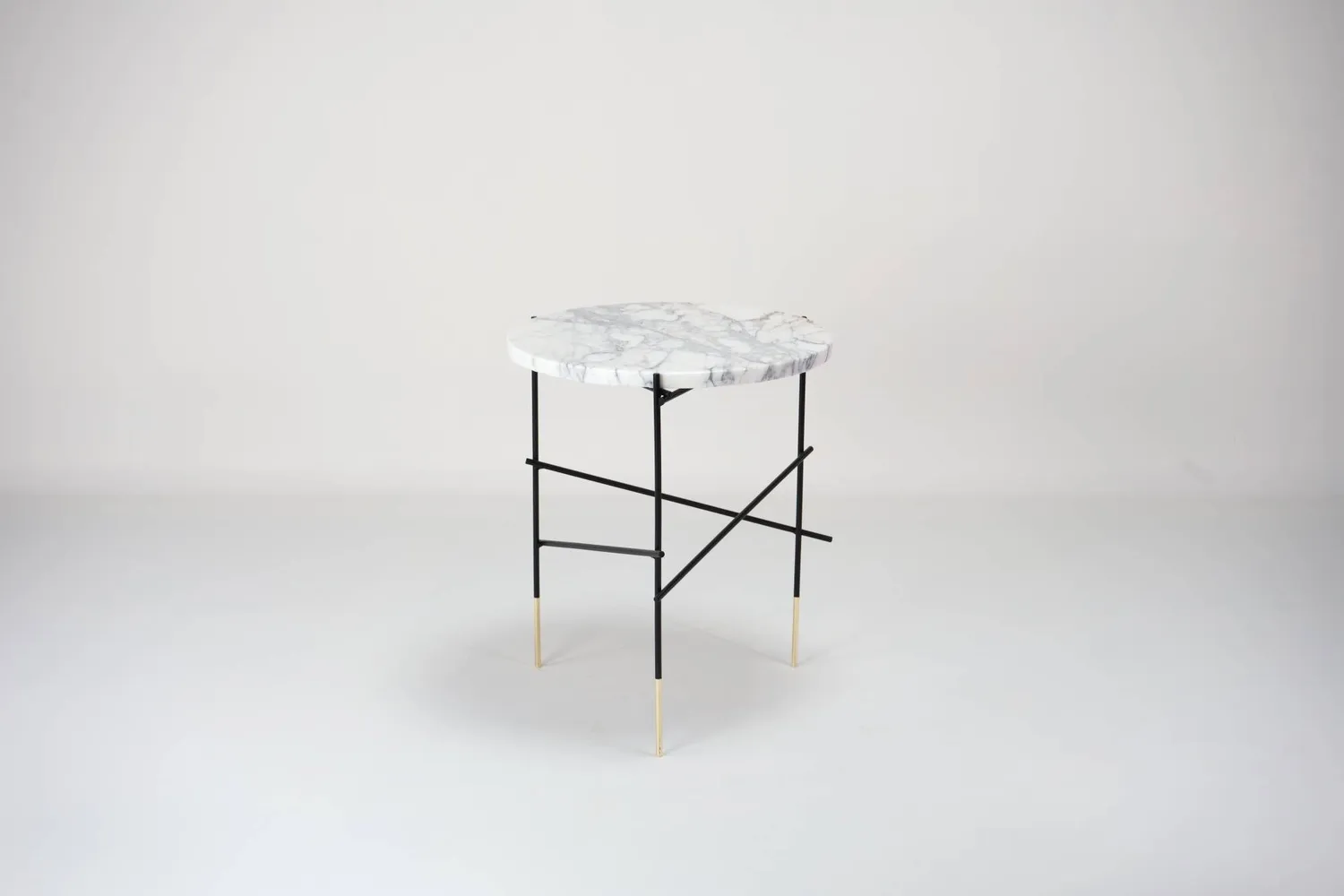 Stilts StiltS tavolino arabescato oro 90x115 design