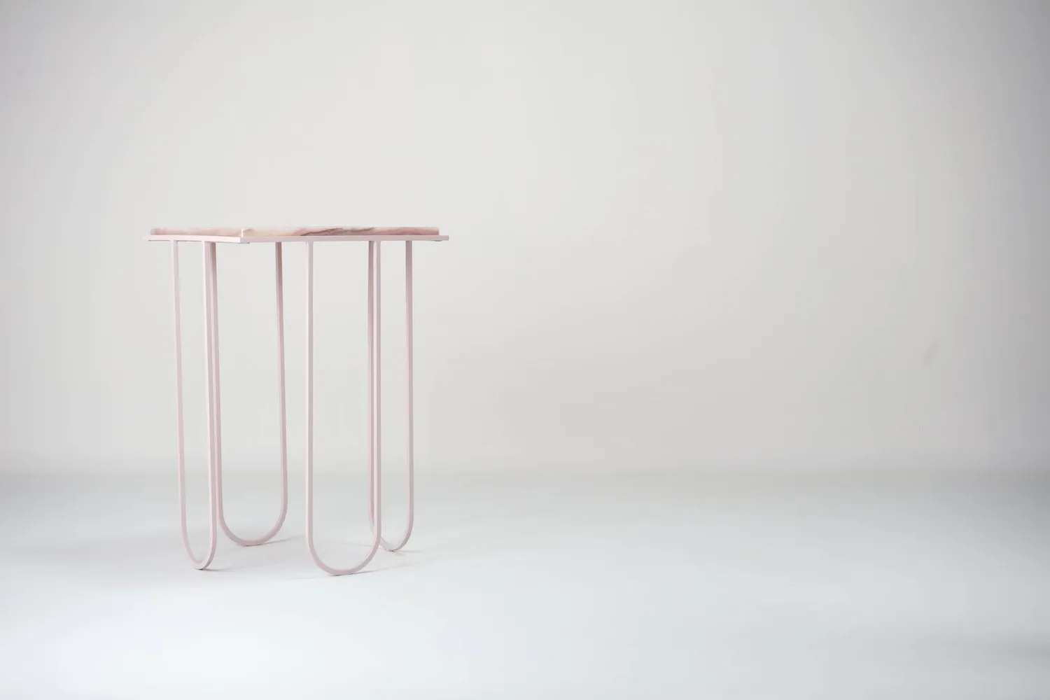 Stilts LoLa tavolino onice rosa 37x37 fatto a mano
