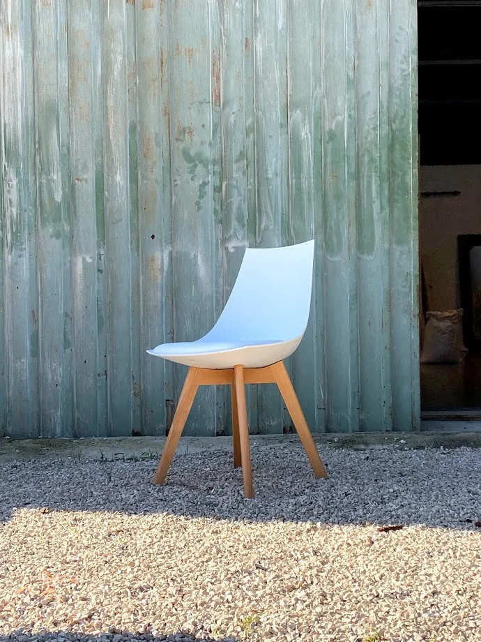 XLAB White sedie design plastica legno set 4 pezzi minimal