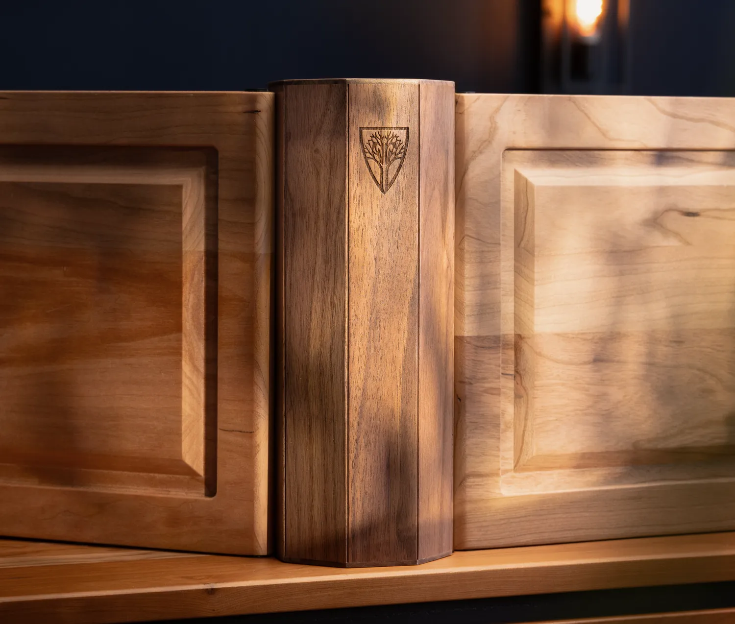 Wyrmwood DM Screen torre contenitore magnetica legno