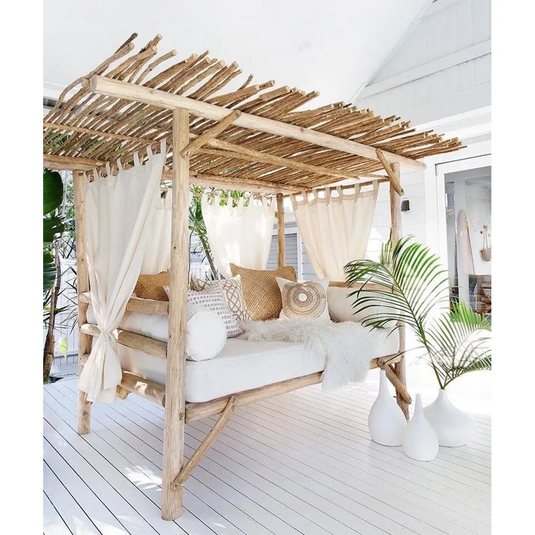 XLAB Design Ventotene divano letto baldacchino legno marino recupero
