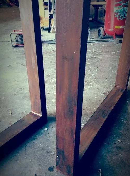XLAB Design Iron Bridge Gambe Tavolo 75x70 ruggine