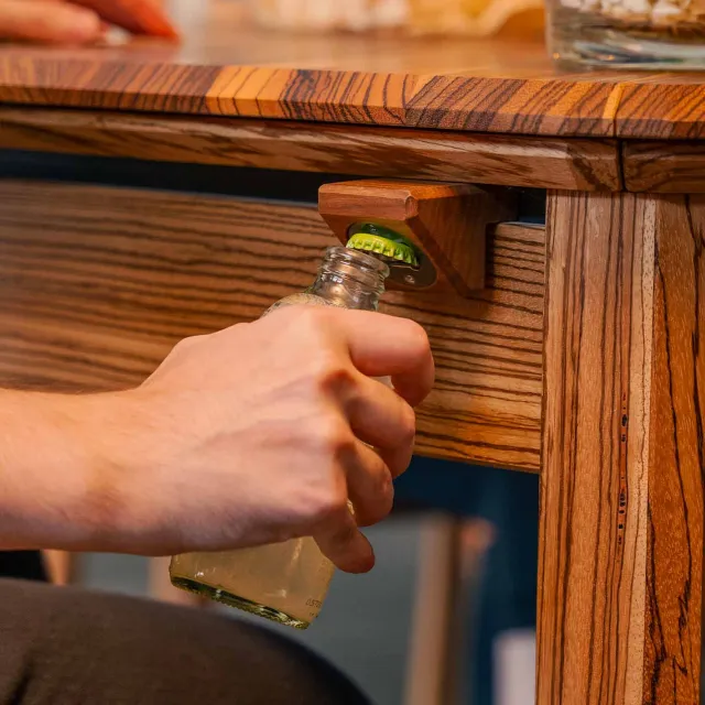 Wyrmwood Bottle Opener apribottiglie tavolo gioco magnetico