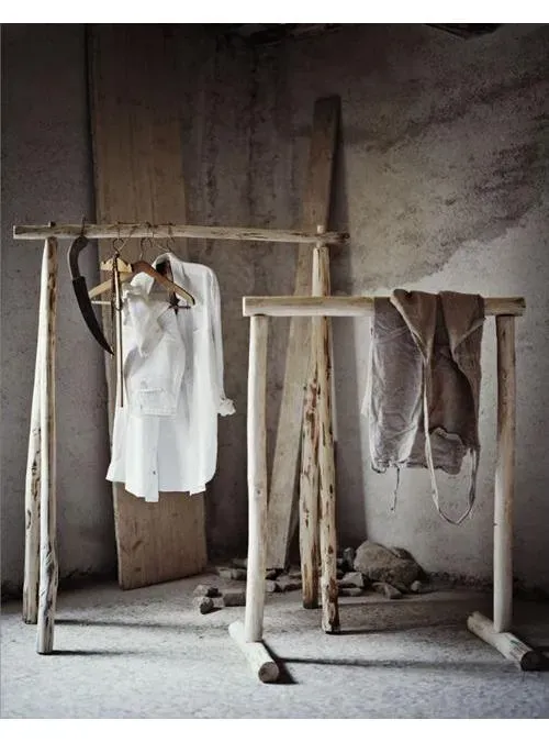 XLAB Design Laurent coppia appendiabiti terra castagno