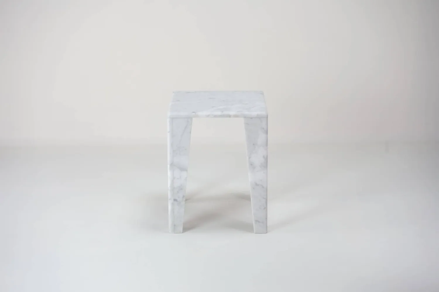 Stilts ChunkY01 Tavolino Carrara 36x56