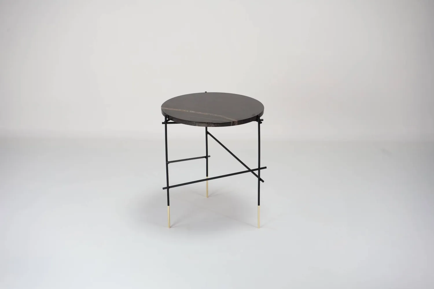 Stilts StiltS tavolino sahara noir oro 90x115 nero