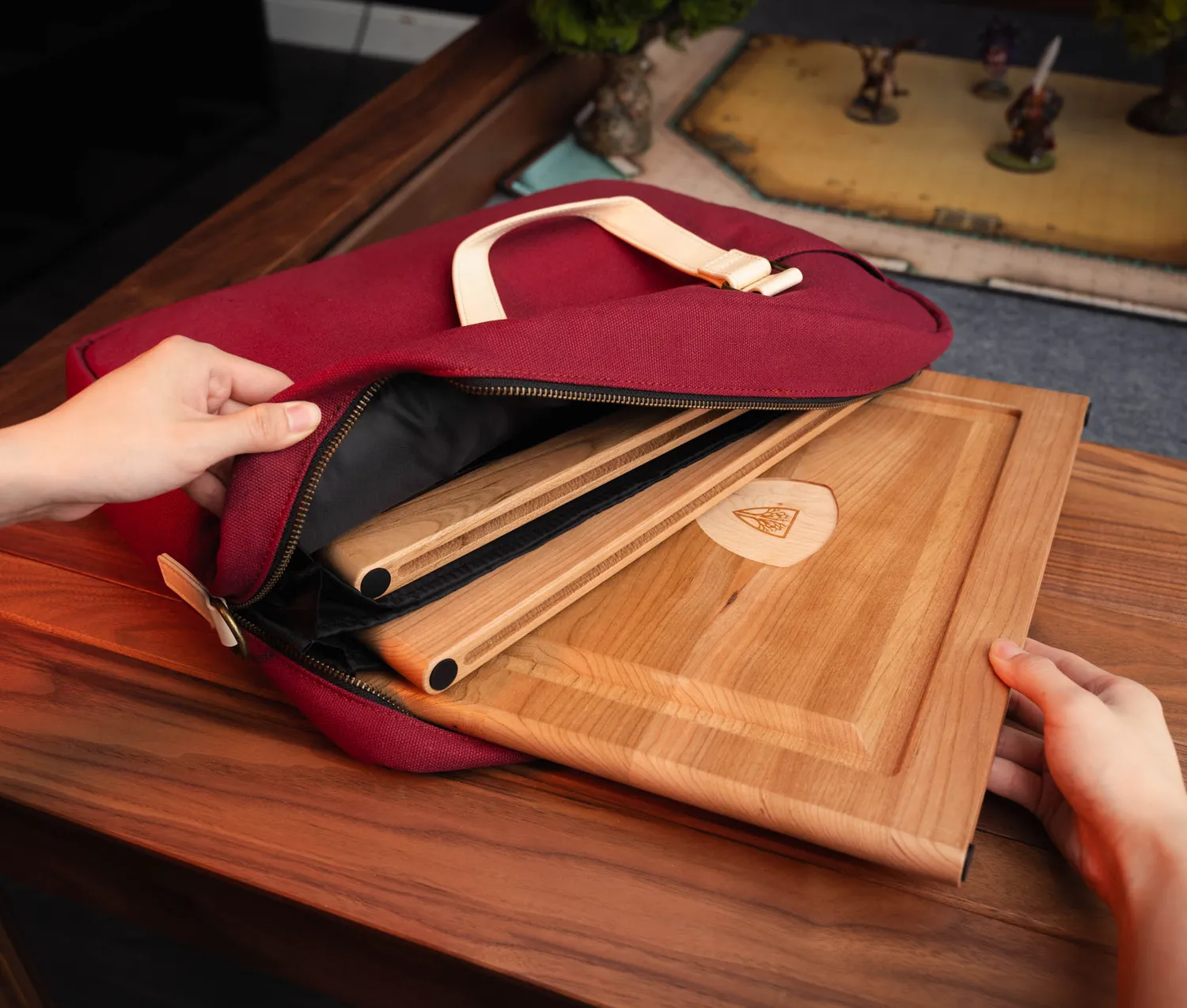 Wyrmwood DM Screen Handbag borsa schermo master tela