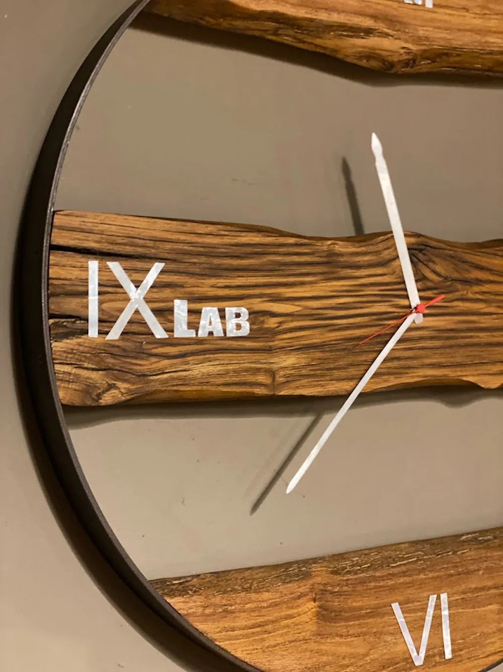 XLAB Design Robert orologio parete ferro legno industriale