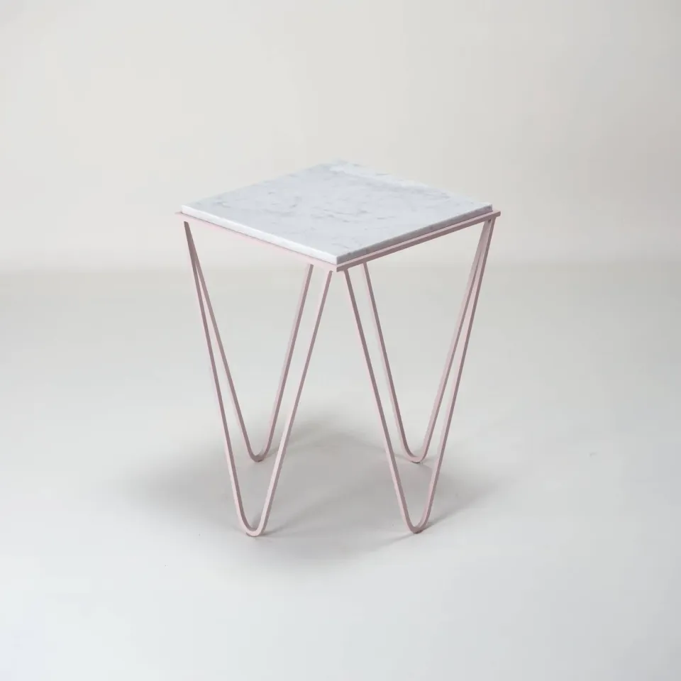 Stilts Avior tavolino marmo Carrara 37x37 rosa