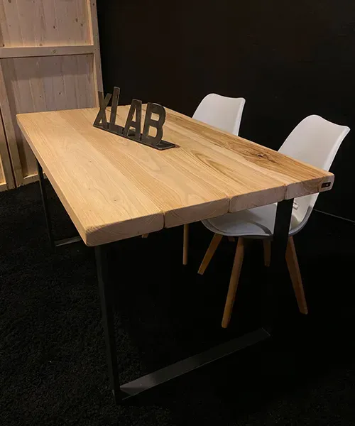 XLAB Design Otto 140x80 tavolo legno gambe ferro grezzo