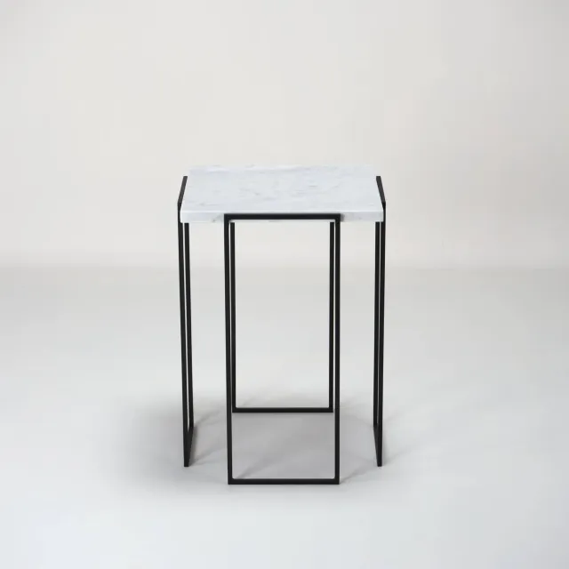 Stilts Kaus Tavolino Carrara 37x37 Nero