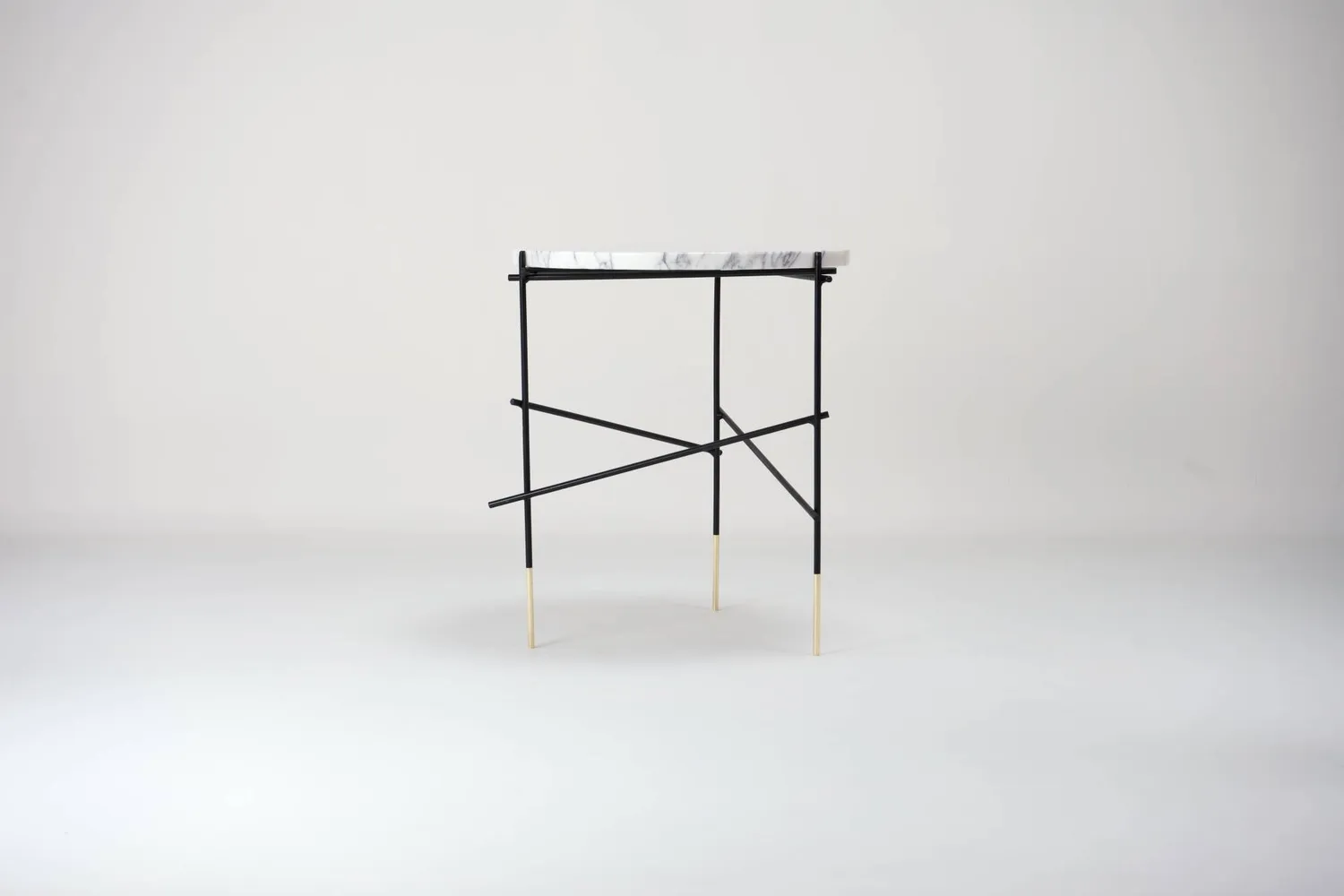 Stilts StiltS tavolino arabescato oro 90x115 design