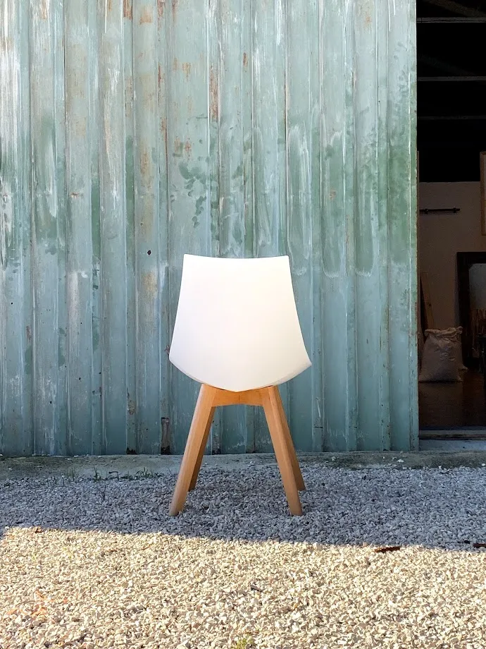 XLAB White sedie design plastica legno set 4 pezzi minimal